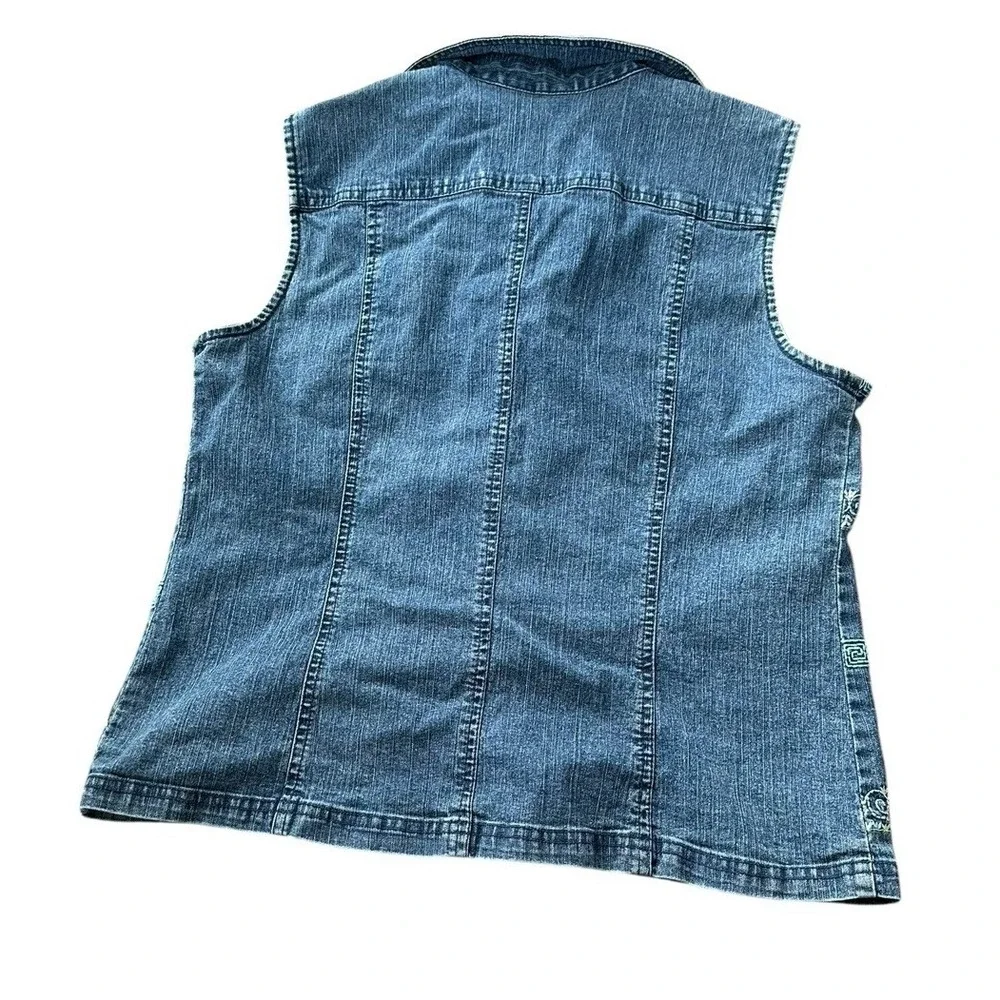 Alfred Dunner Vest Women 8 Blue Denim Button Up Embroidered Boho Hippie Western‎